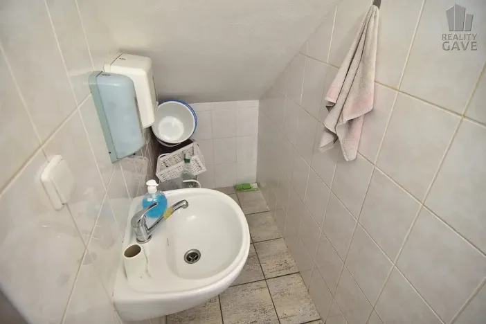 Pronájem obchodního prostoru, Beroun - Beroun-Centrum, Slapská, 68 m2