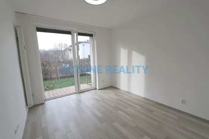 Pronájem bytu 3+kk, Praha - Michle, Na líše, 63 m2
