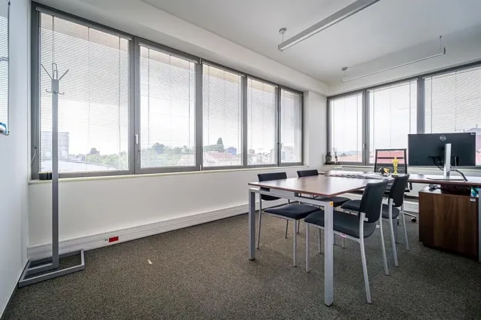 Pronájem kanceláře, Brno, Dornych, 397 m2