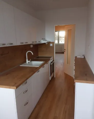 Pronájem bytu 2+1, Klatovy, Pod Hůrkou, 60 m2