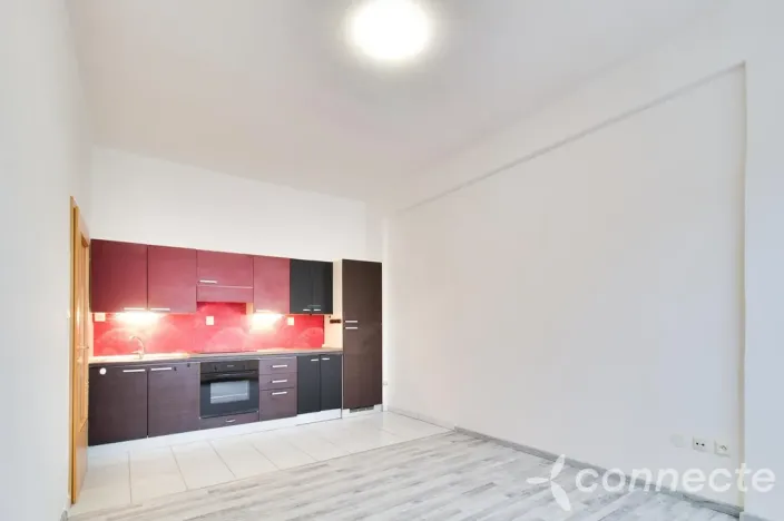 Pronájem bytu 2+kk, Zruč nad Sázavou, náměstí Míru, 36 m2