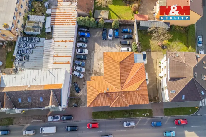 Prodej obchodního prostoru, Praha - Uhříněves, Přátelství, 490 m2