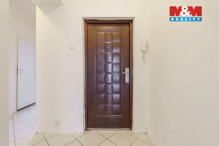 Prodej bytu 2+1, Karlovy Vary, K. Čapka, 55 m2