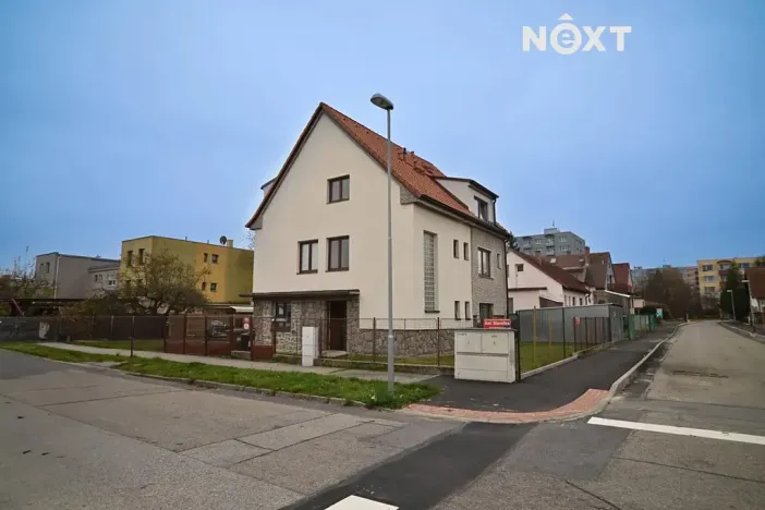 Prodej bytu 3+1, České Budějovice, Ant. Slavíčka, 62 m2