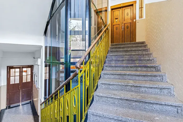 Prodej bytu 2+kk, Praha - Holešovice, U Uranie, 69 m2