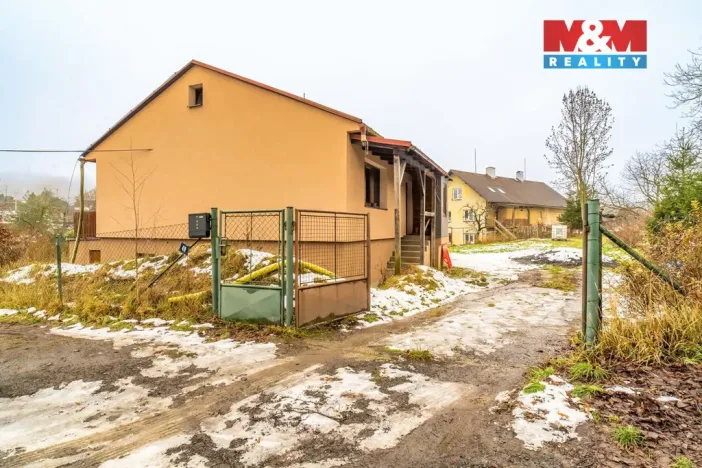 Prodej rodinného domu, Brniště, 190 m2