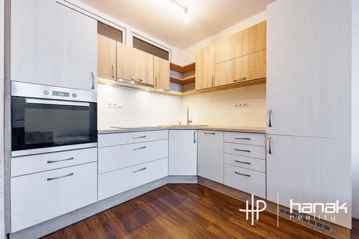 Pronájem bytu 2+kk, Olomouc, Janského, 78 m2