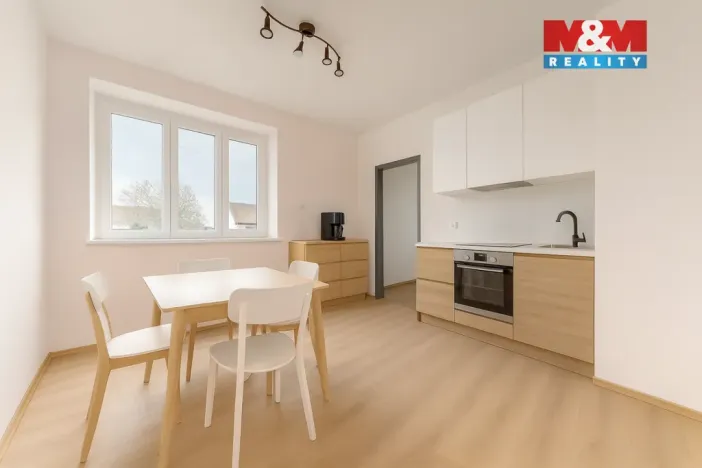 Prodej rodinného domu, Dobrovice - Sýčina, 129 m2