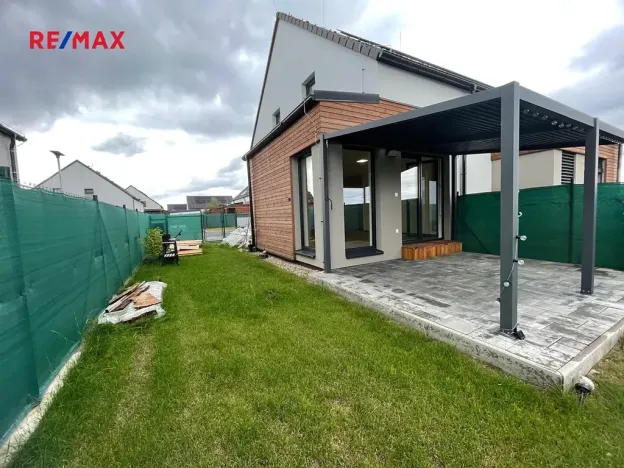 Pronájem bytu 3+kk, Smiřice, 101 m2