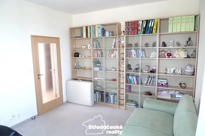 Pronájem bytu 4+kk, Praha - Suchdol, Holubí, 234 m2