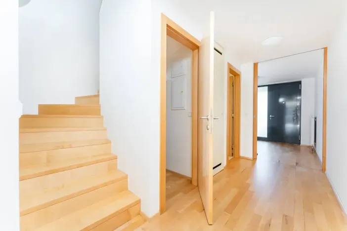 Pronájem bytu 3+kk, Praha - Vysočany, Podnádražní, 100 m2