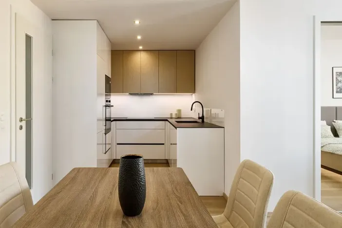 Pronájem bytu 2+kk, Praha - Horní Měcholupy, Milánská, 59 m2
