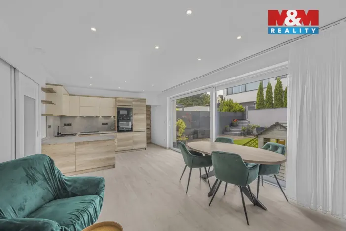 Prodej bytu 4+1, Náchod, Krátká, 97 m2