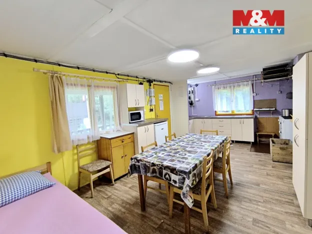 Prodej chaty, Pojbuky, 777 m2