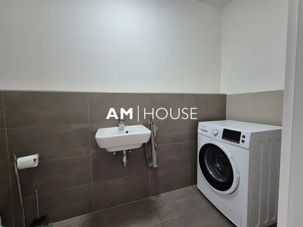 Pronájem bytu 3+kk, Praha - Strašnice, Zvěřinova, 95 m2