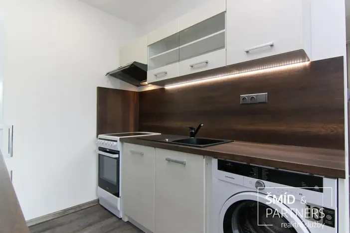 Pronájem bytu 2+kk, Kolín, Moravcova, 42 m2