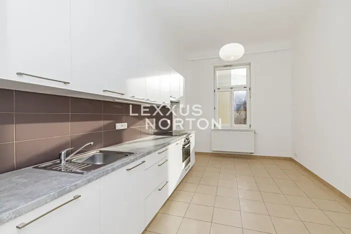 Pronájem bytu 3+1, Praha - Vinohrady, Chodská, 102 m2