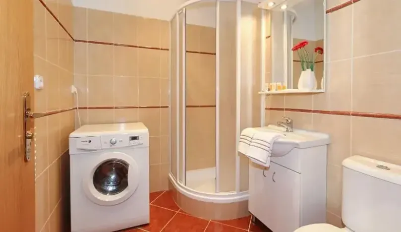 Pronájem bytu 1+kk, Praha - Vinohrady, Sázavská, 35 m2