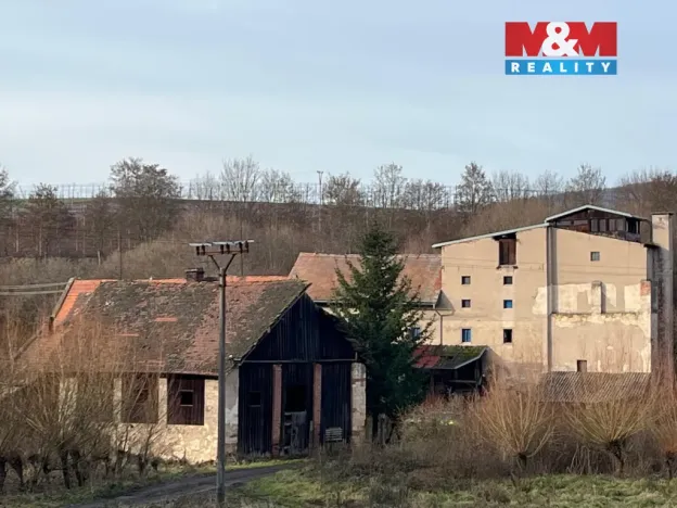 Prodej zemědělské usedlosti, Pnětluky, 181 m2