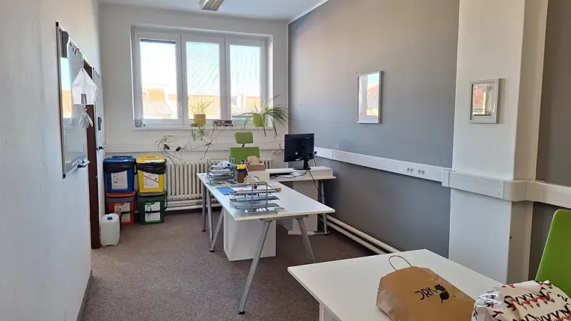 Pronájem kanceláře, Praha - Nové Město, Bolzanova, 36 m2