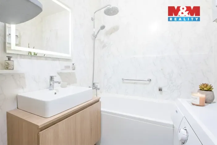 Prodej bytu 2+1, Varnsdorf, Legií, 58 m2