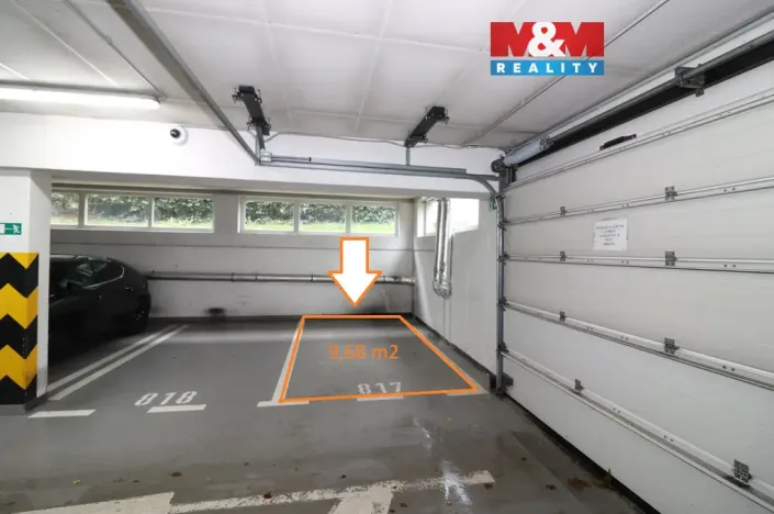 Prodej garážového stání, Praha, U Hostavického potoka, 10 m2