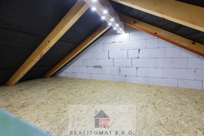 Pronájem rodinného domu, Horoušany, Na Svahu, 133 m2