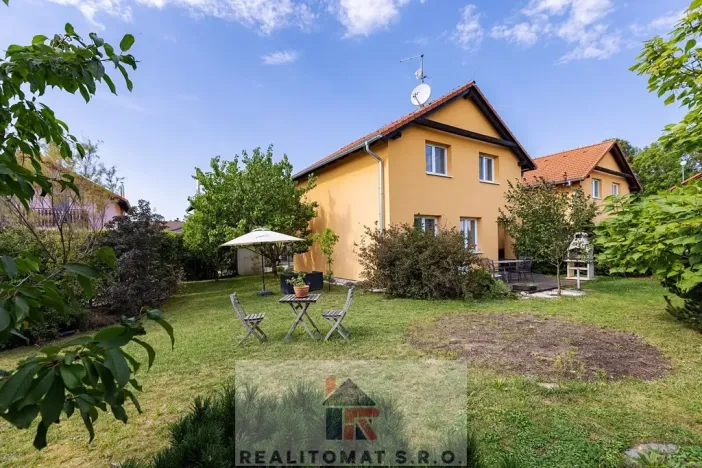 Pronájem rodinného domu, Horoušany, Na Svahu, 133 m2