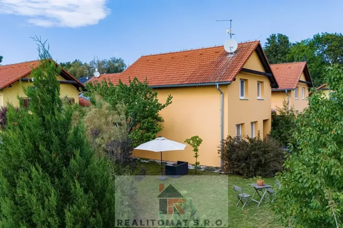 Pronájem rodinného domu, Horoušany, Na Svahu, 133 m2