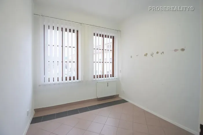 Pronájem kanceláře, Beroun, V Pražské bráně, 71 m2