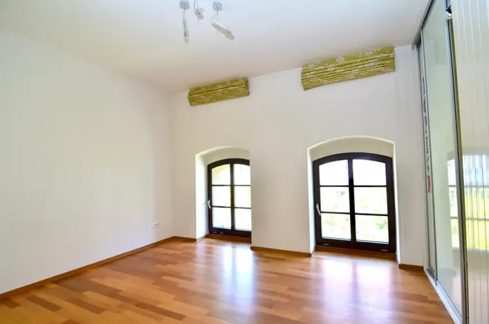 Prodej atypického bytu, Praha - Karlín, Šaldova, 194 m2