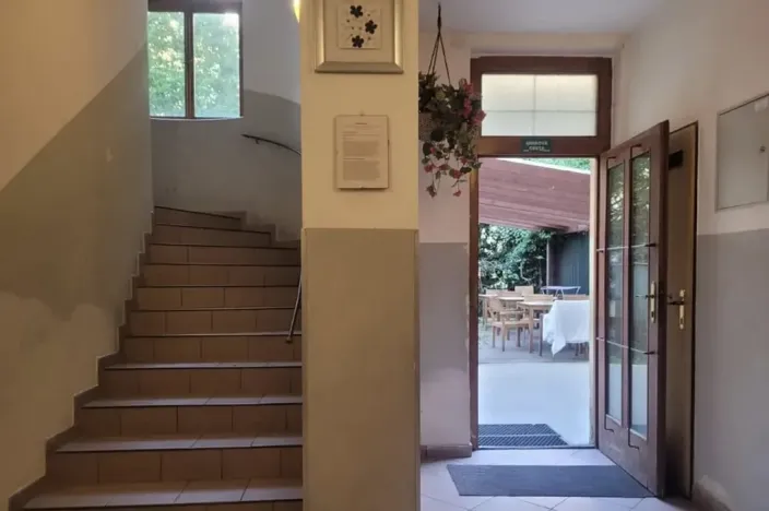 Pronájem bytu 2+kk, Praha, U Santošky, 50 m2