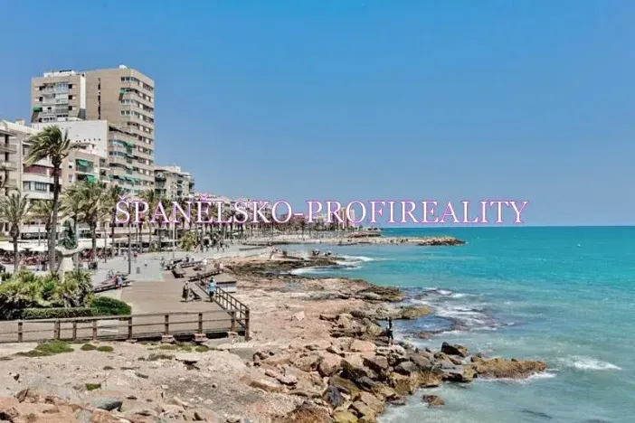 Prodej bytu 3+kk, Torrevieja, Španělsko, Calle Concordia, 85 m2