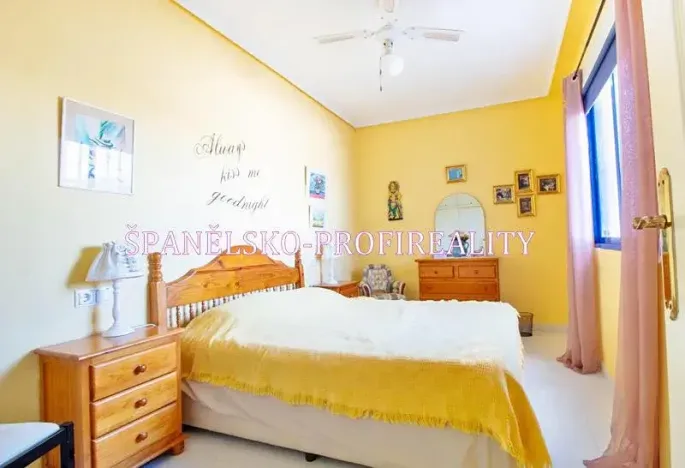 Prodej bytu 4+kk, Torrevieja, Španělsko, 61 m2