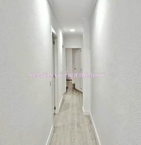 Prodej bytu 3+kk, Torrevieja, Španělsko, 75 m2