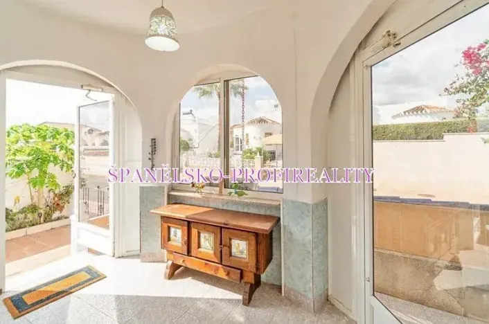 Prodej vily, Orihuela, Španělsko, 67 m2