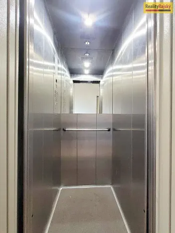 Prodej bytu 3+1, Praha - Střížkov, Šluknovská, 68 m2