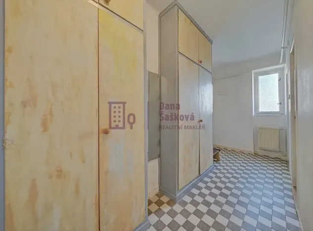 Pronájem bytu 2+1, Jindřichův Hradec, Tovární, 56 m2