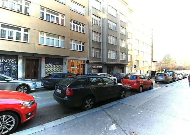 Pronájem bytu 2+kk, Praha - Holešovice, Veverkova, 50 m2