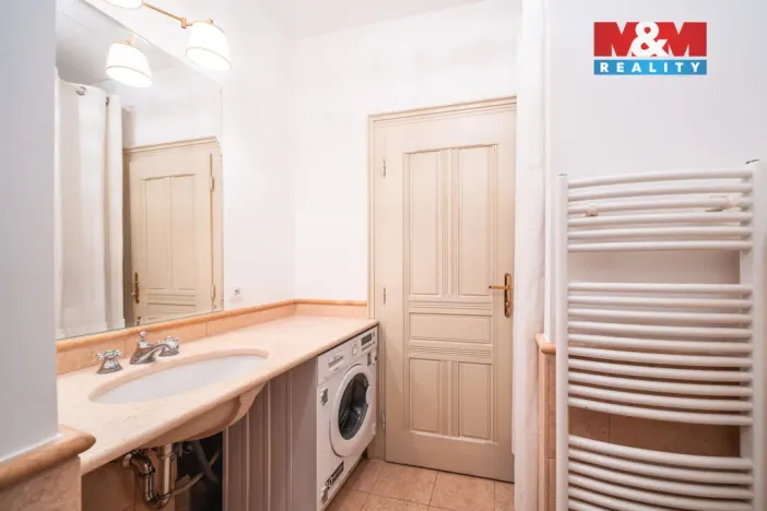 Pronájem bytu 1+kk, Praha - Josefov, Valentinská, 31 m2