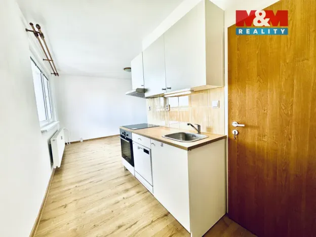 Pronájem bytu 2+kk, Jablonec nad Nisou - Mšeno nad Nisou, Boženy Němcové, 42 m2