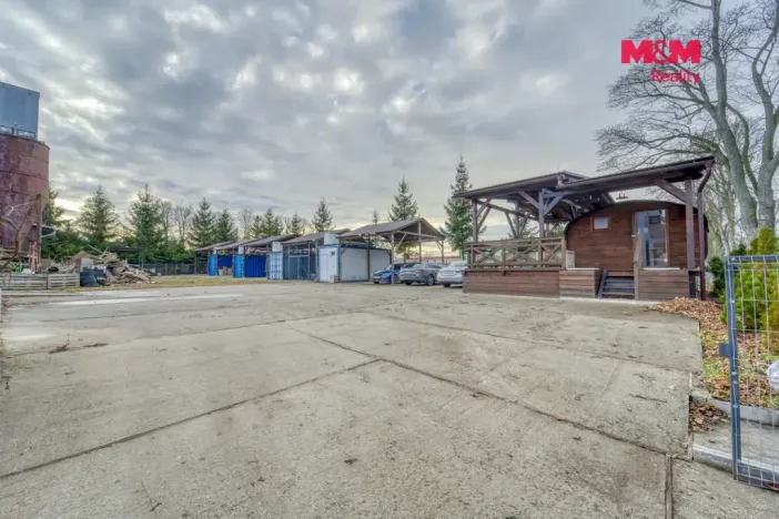Prodej obchodního prostoru, Stružná, 562 m2