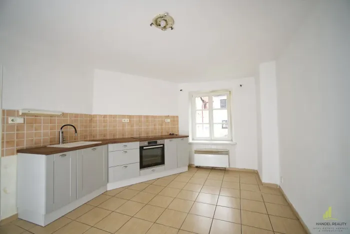 Prodej bytu 2+1, Jihlava, Kosmákova, 82 m2