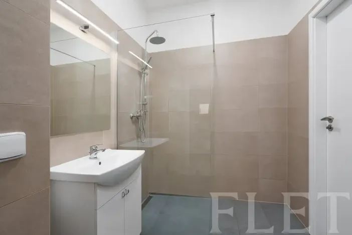 Pronájem bytu 1+1, Praha - Smíchov, Preslova, 73 m2