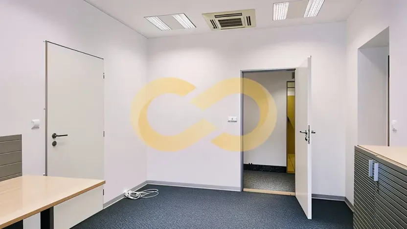 Pronájem kanceláře, Písek, Alšovo nám., 200 m2