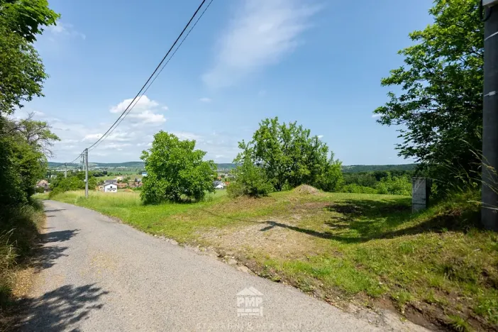 Prodej zahrady, Střelice, 931 m2