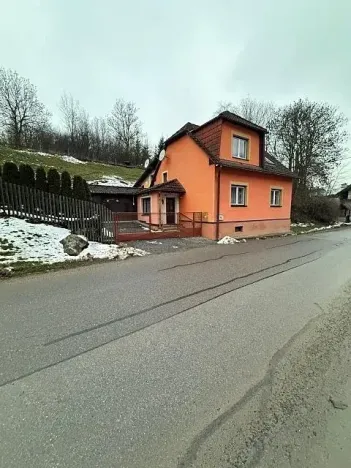 Prodej podílu rodinného domu, Banín, 190 m2