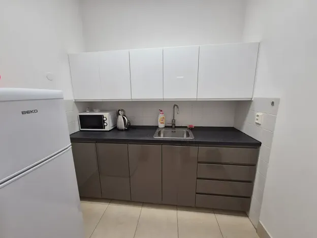 Pronájem kanceláře, Praha - Žižkov, Žerotínova, 130 m2