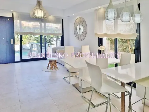 Prodej rodinného domu, Alicante, Španělsko, 110 m2