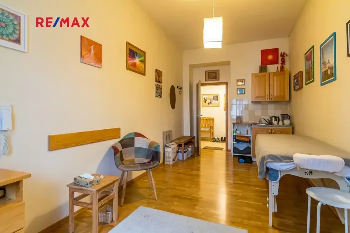 Prodej bytu 2+kk, Praha - Vršovice, Černomořská, 52 m2